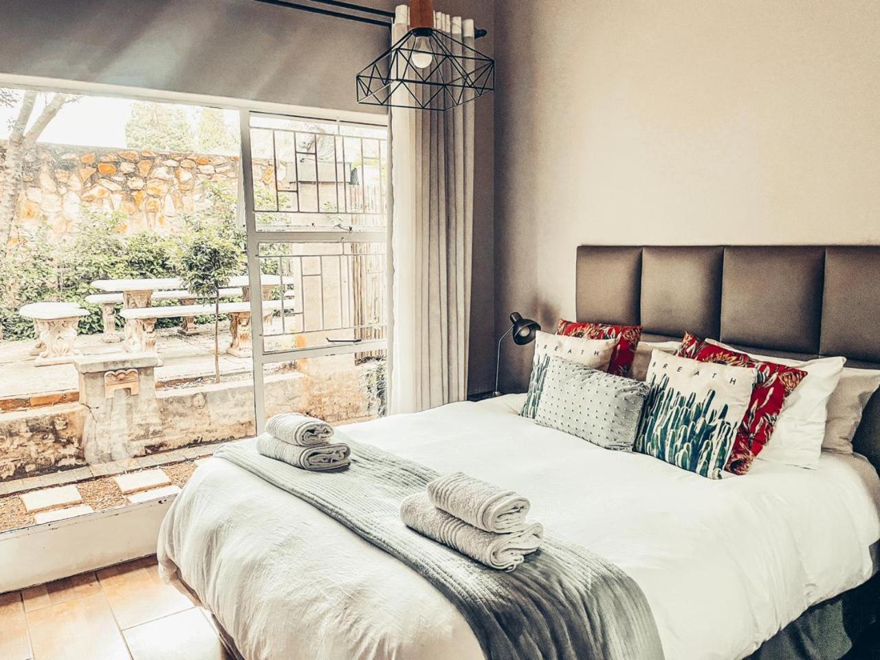 59 On True North Guest Rooms Γιοχάνεσμπουργκ Εξωτερικό φωτογραφία